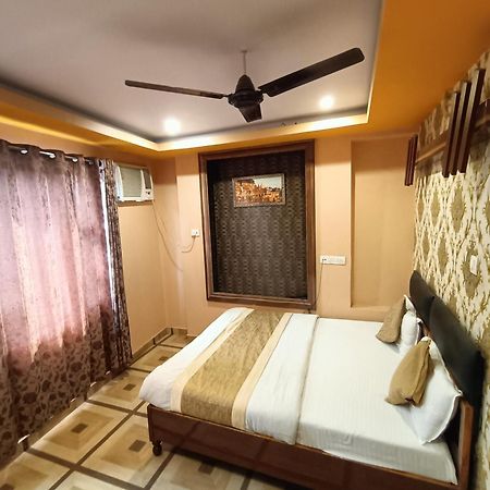 Hotel Picasso Varanasi Prime Location Exterior foto