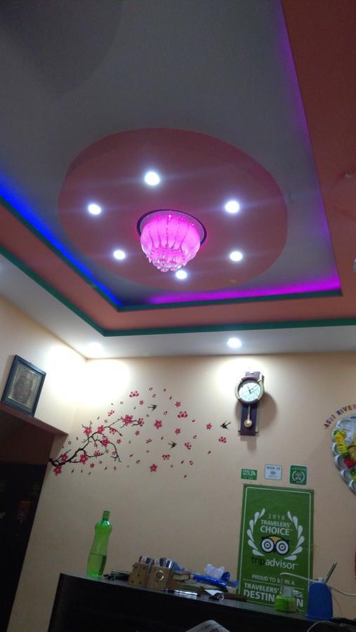 Hotel Picasso Varanasi Prime Location Exterior foto