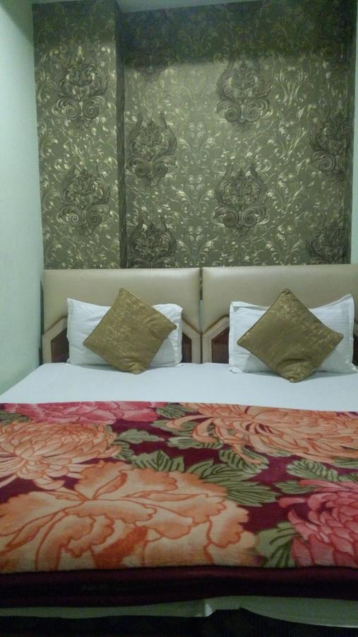 Hotel Picasso Varanasi Prime Location Exterior foto