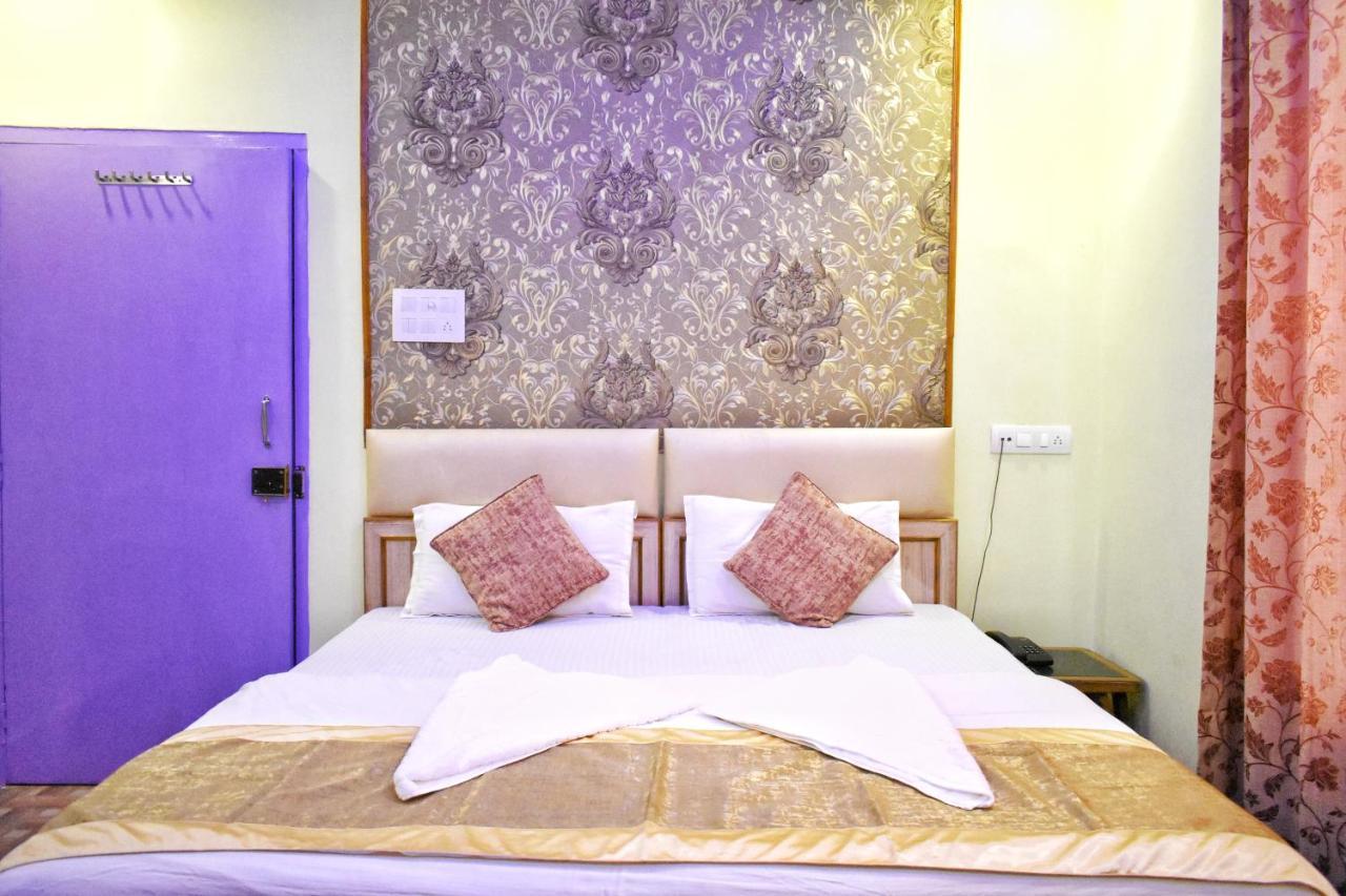 Hotel Picasso Varanasi Prime Location Exterior foto